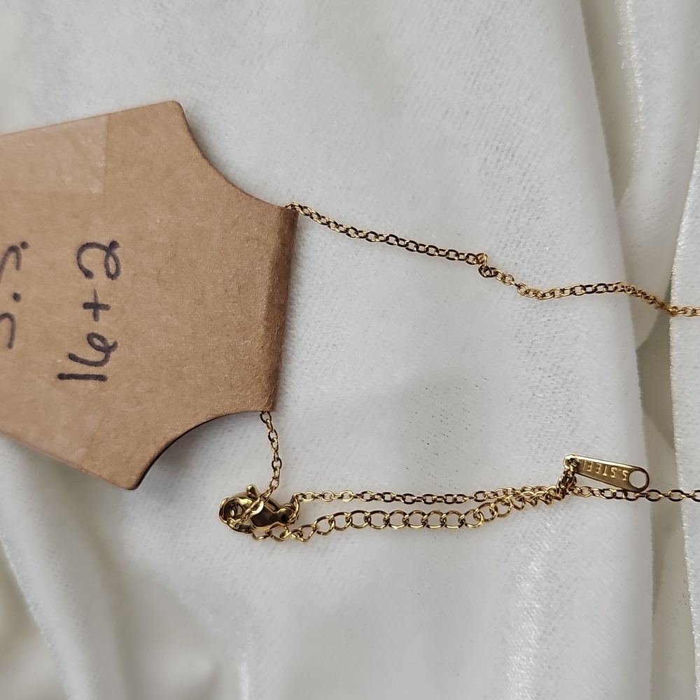 Stainless Steel Gold Tone Cat Heart Rhinestone Pendant Necklace 16 Inches NWOT - Picture 4 of 5